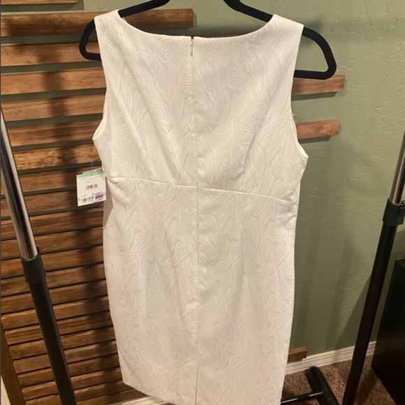 White/off white formal dress - Picture 6 of 7